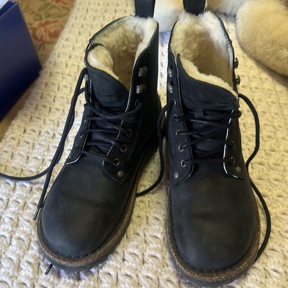 Birkenstock Bryson Shearling Black Boots - Picture 4 of 5